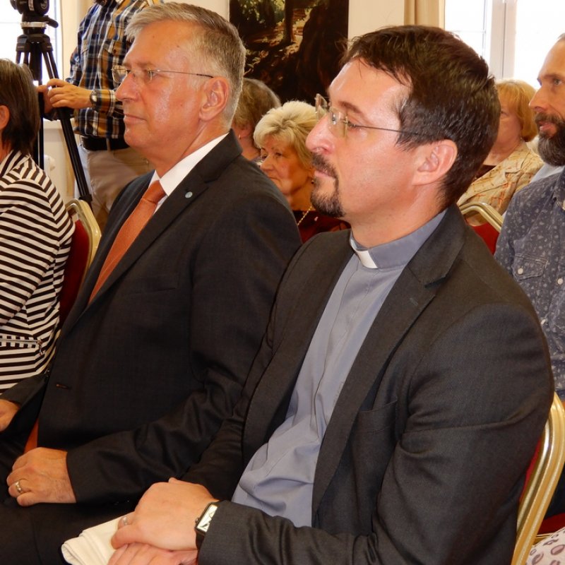 kenyérszentelés 24